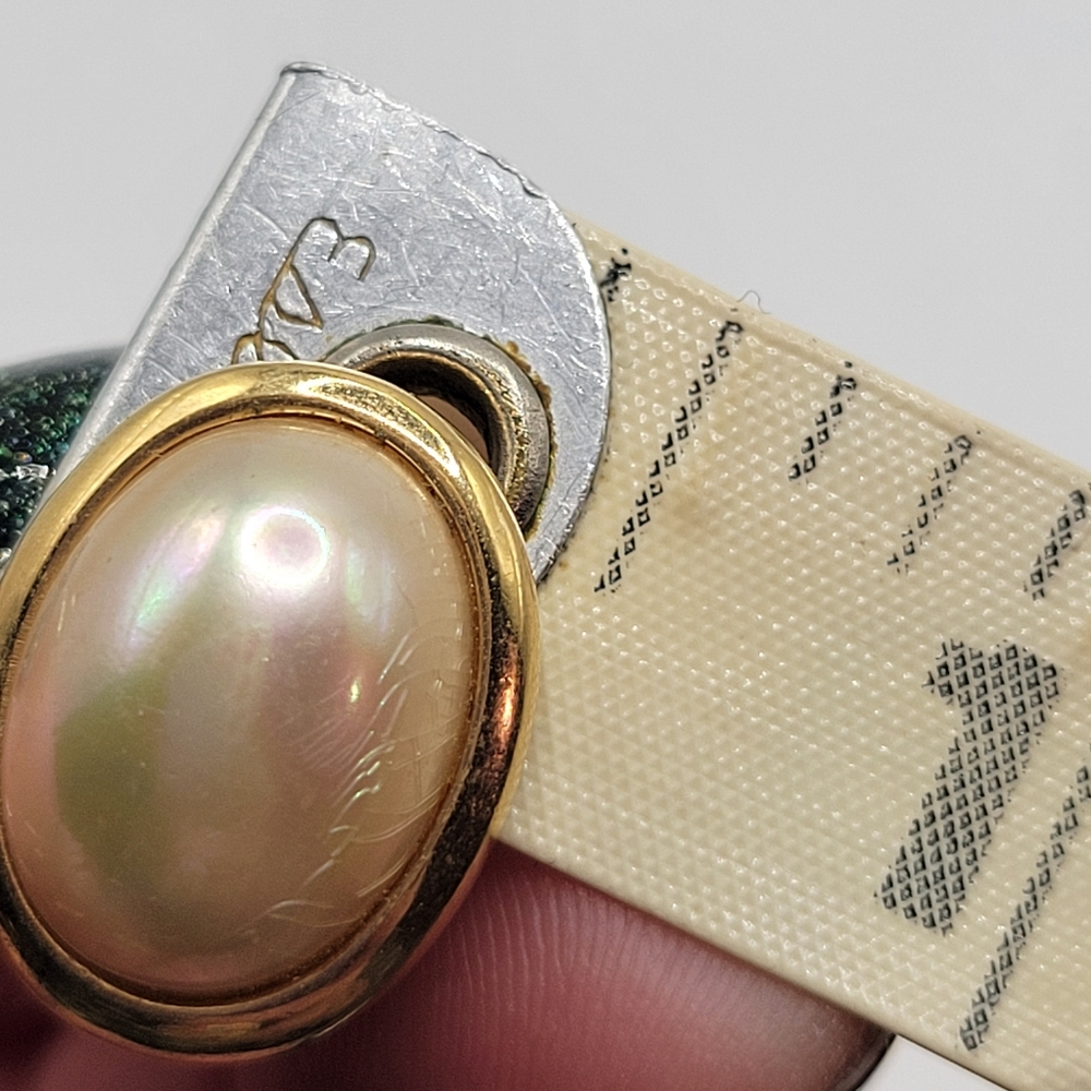 VTG Christian Dior Faux Pearl & Gold Tone Clip-on Earrings | SIGNED - Picture 6 of 9